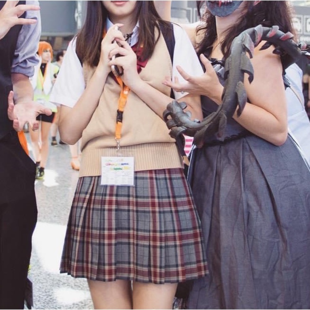 Conomi school girl pleated skirt